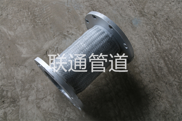 蒸汽管道补偿器