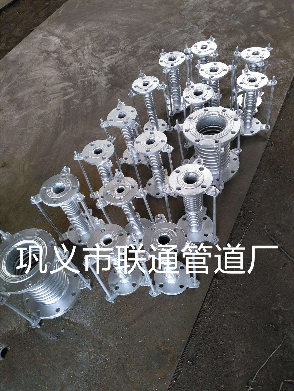 直埋式波纹补偿器原理