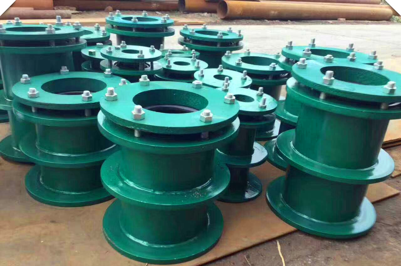 柔性防水套管出水管